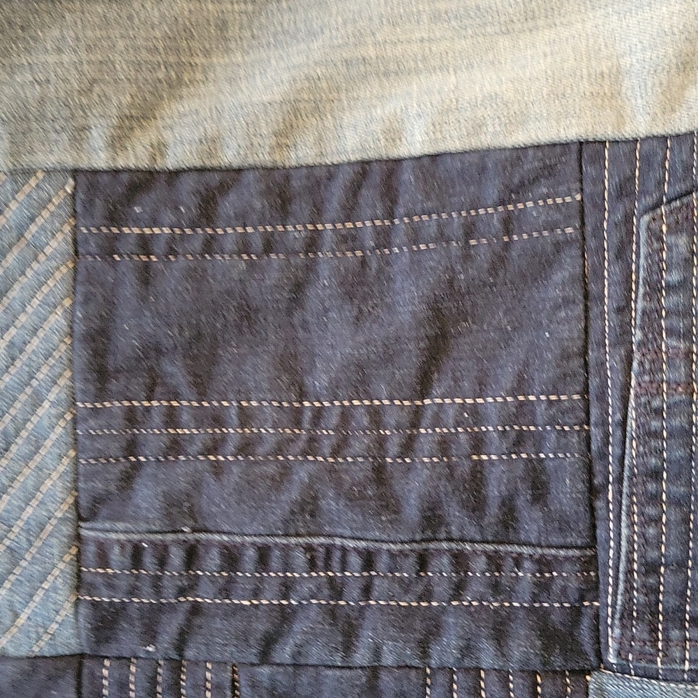 HAND CRAFTED Rag Quilt UPCYCLED Denim Blue Jeans Owl Cotton Fabric 55"x 41" - Picture 14 of 16